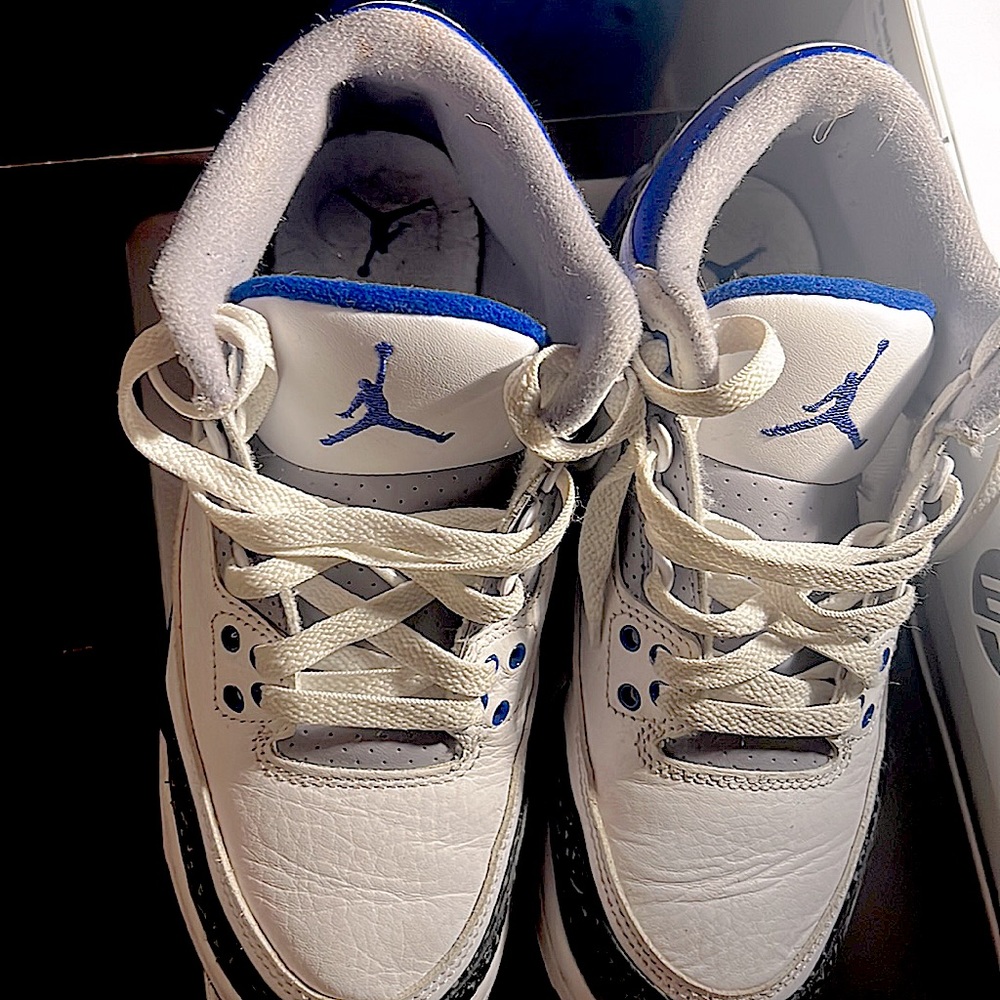 Jordan 3 retro racing blue